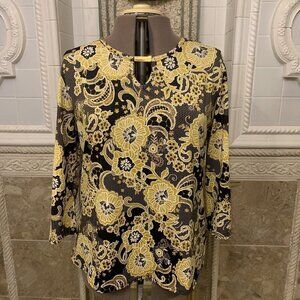 Ashley Blue. Size 1X. Pulllover. BOHO Neck Accent. Stretch. 3/4 Sleeve. B36